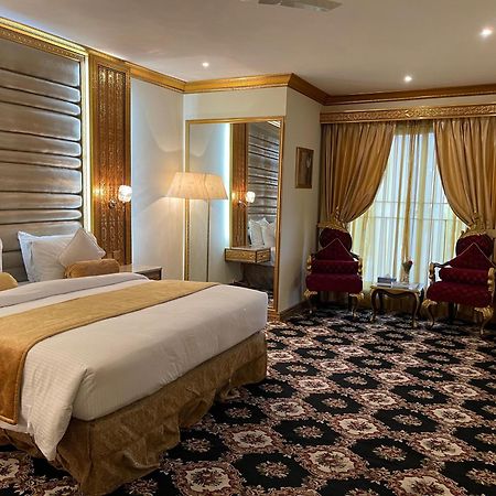 Indus Hotel Hyderabad Bagian luar foto