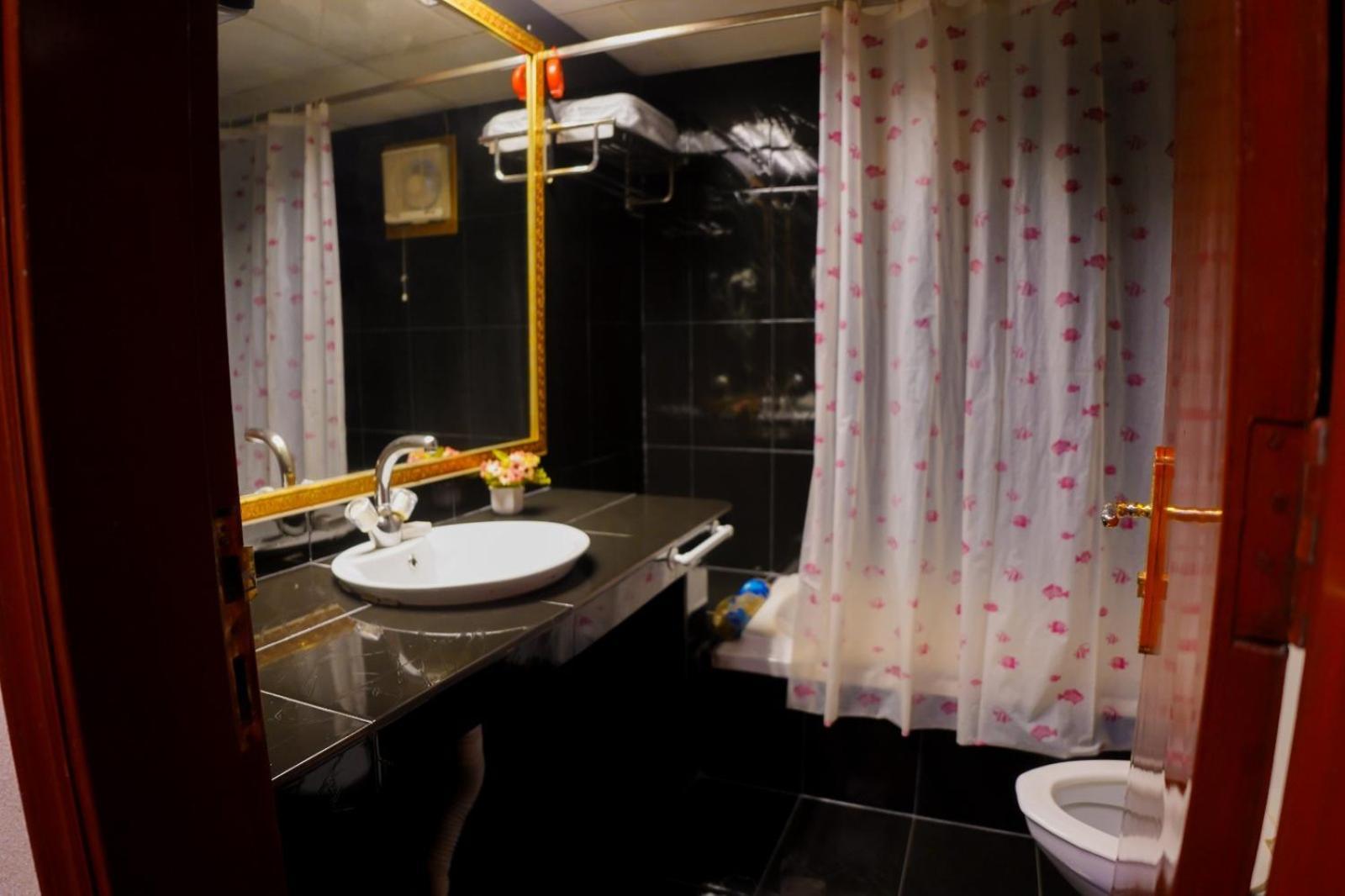 Indus Hotel Hyderabad Bagian luar foto