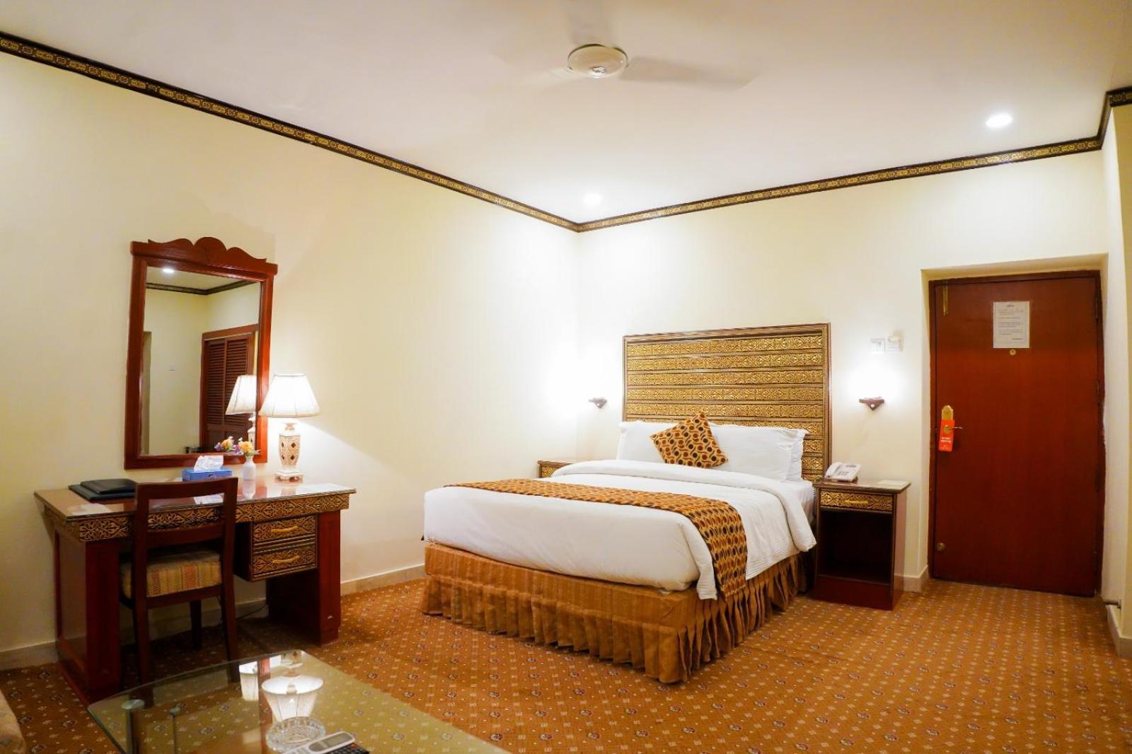 Indus Hotel Hyderabad Bagian luar foto