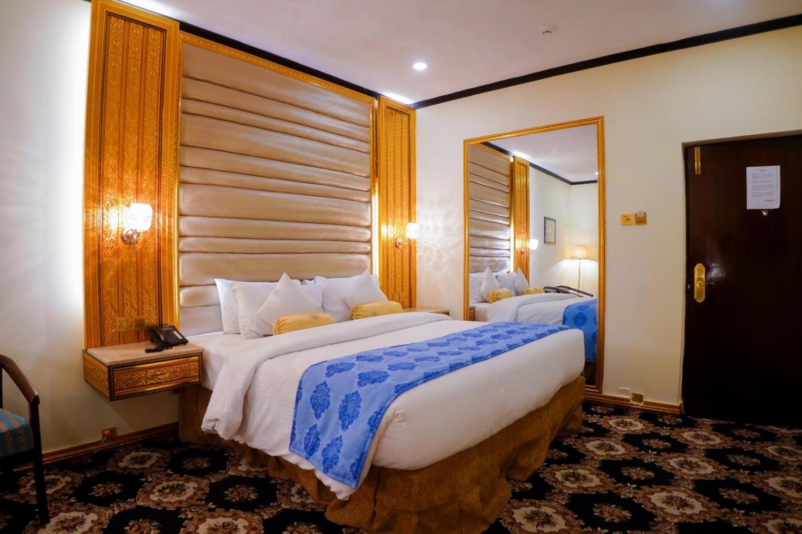 Indus Hotel Hyderabad Bagian luar foto