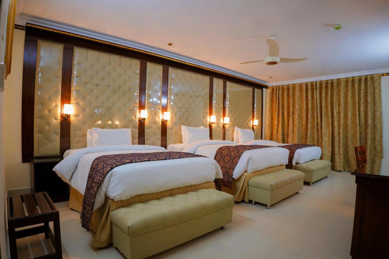 Indus Hotel Hyderabad Bagian luar foto