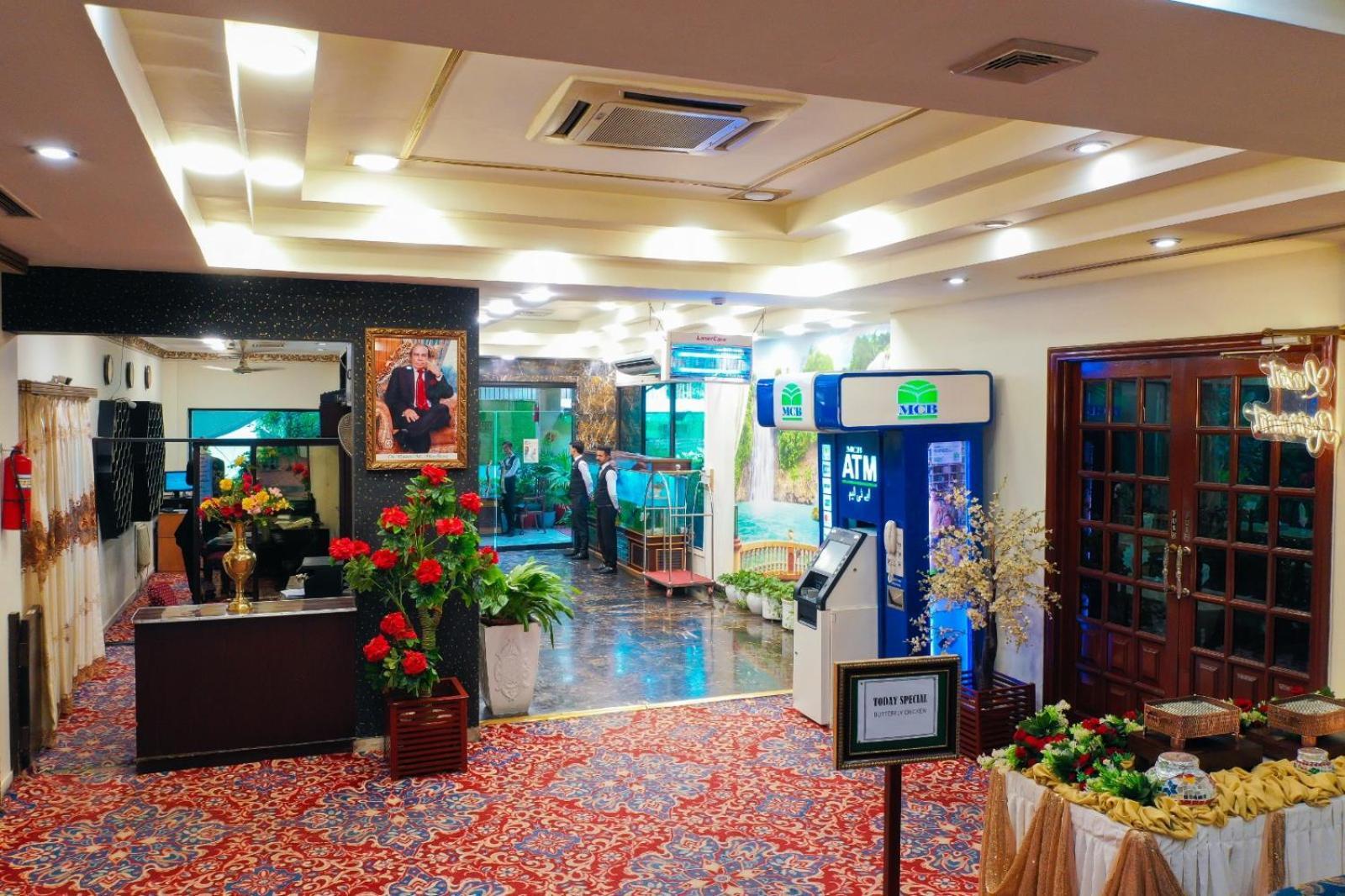 Indus Hotel Hyderabad Bagian luar foto