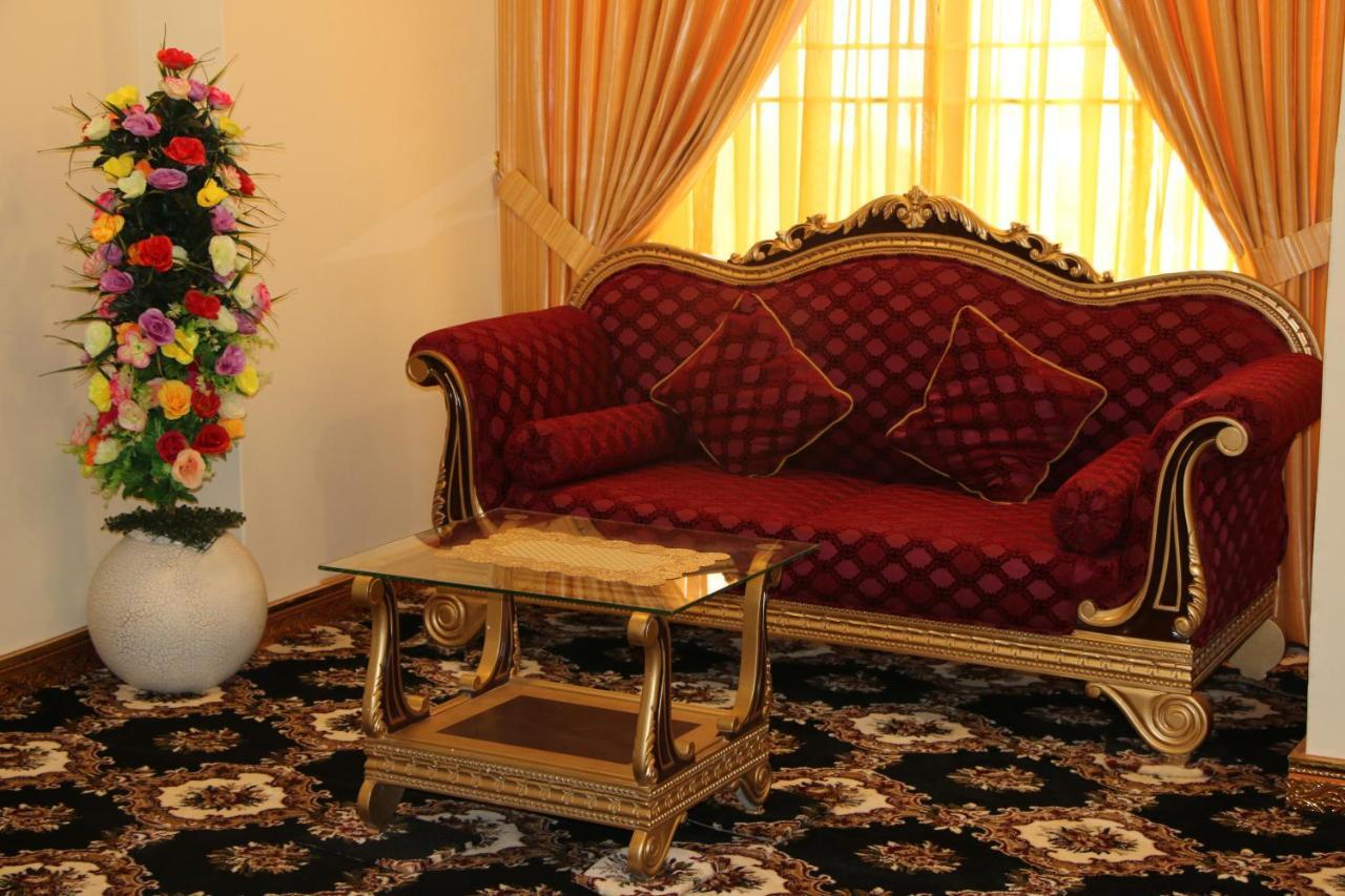 Indus Hotel Hyderabad Bagian luar foto